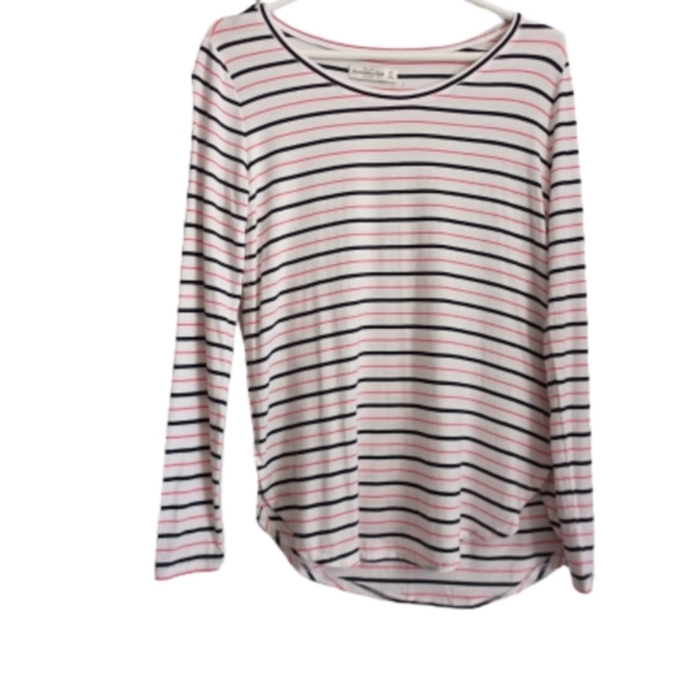 Abercrombie &β Fitch Long Sleeve Tees